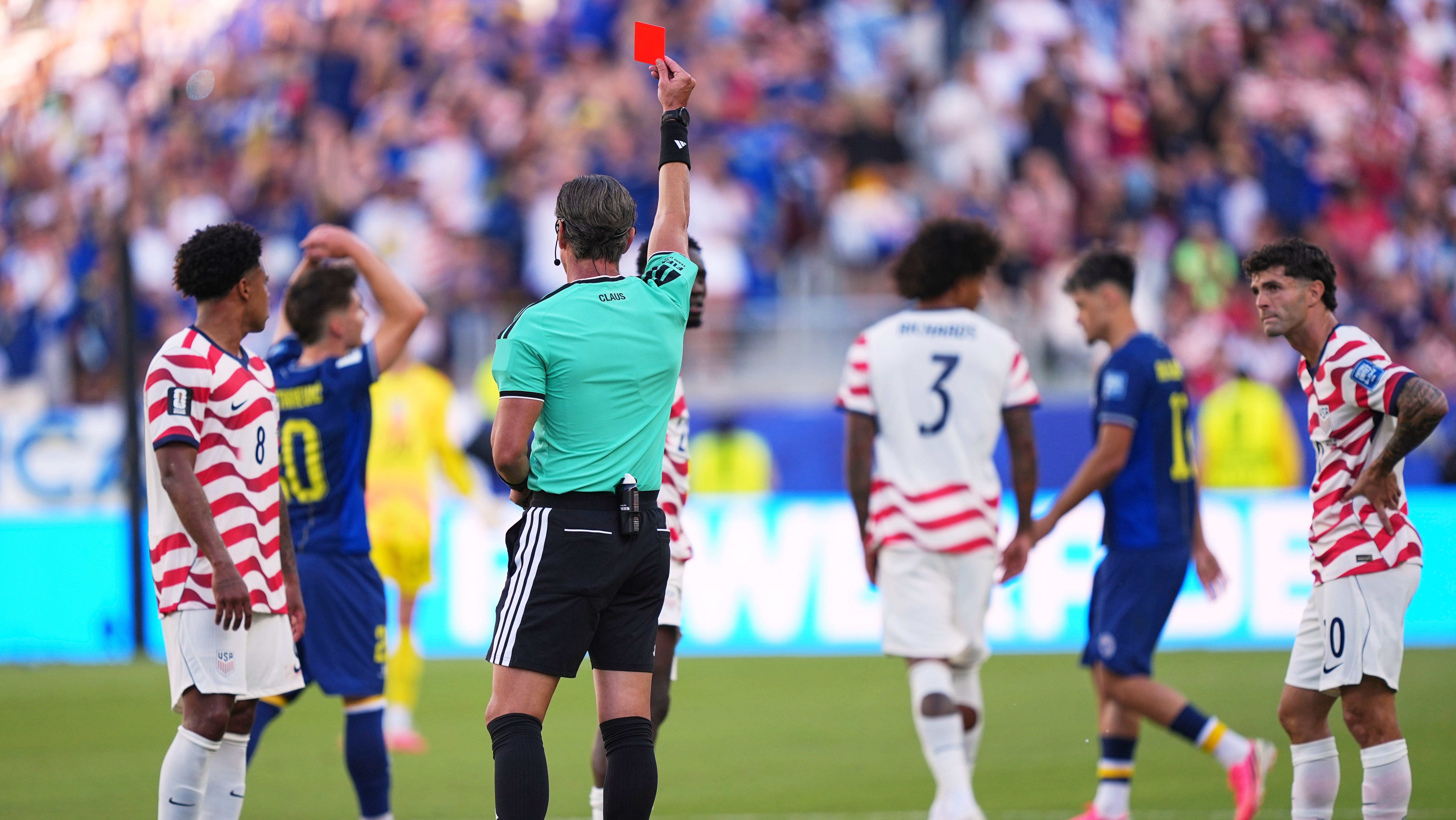 Revelan identidad del funcionario de FIFA que suspendió tarjeta roja a Balogun: ¿Quién es&hellip;