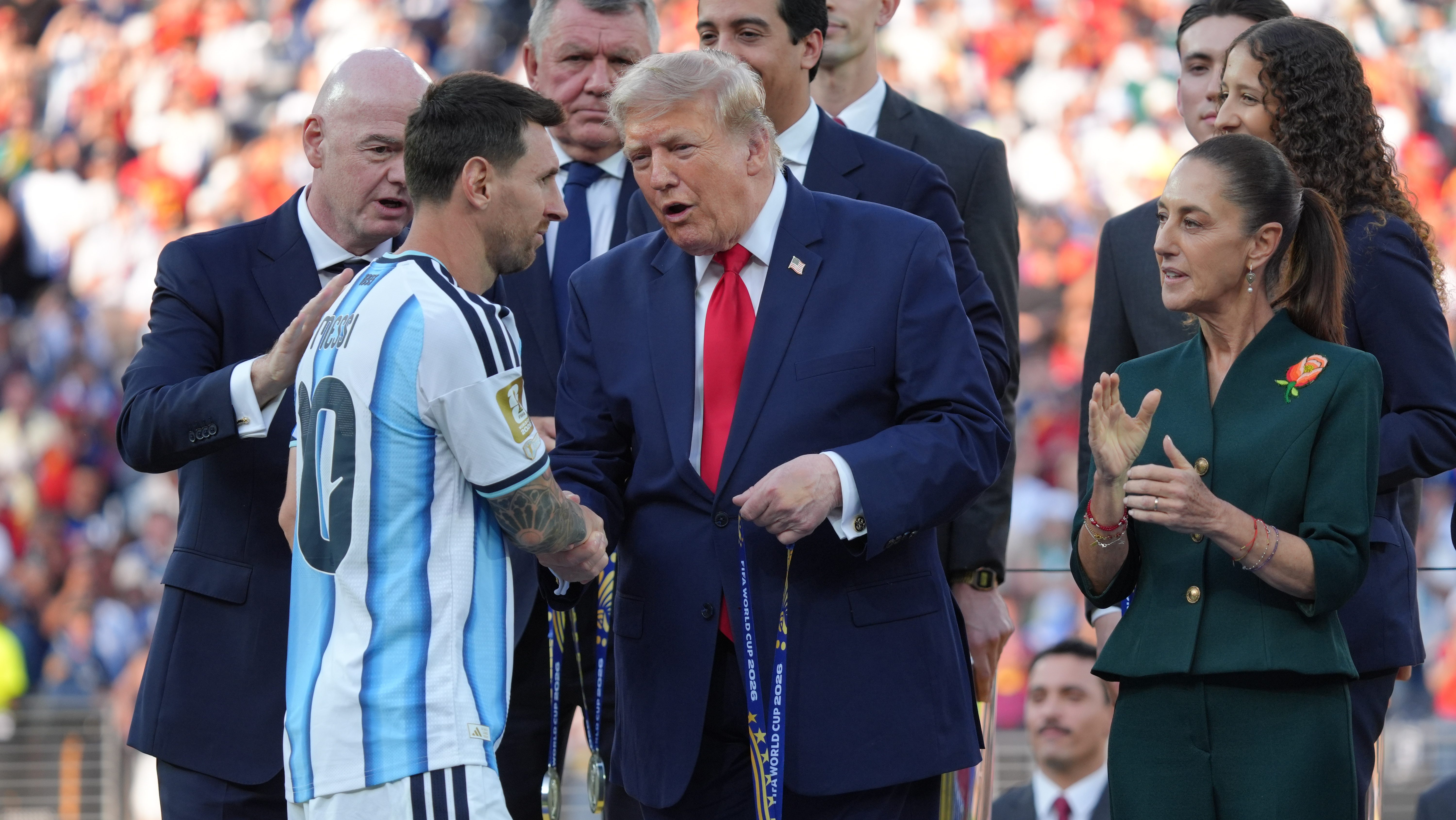 Sheinbaum habla sobre el retiro de Messi y desmiente desplazante de jugadores de Argentina&hellip;