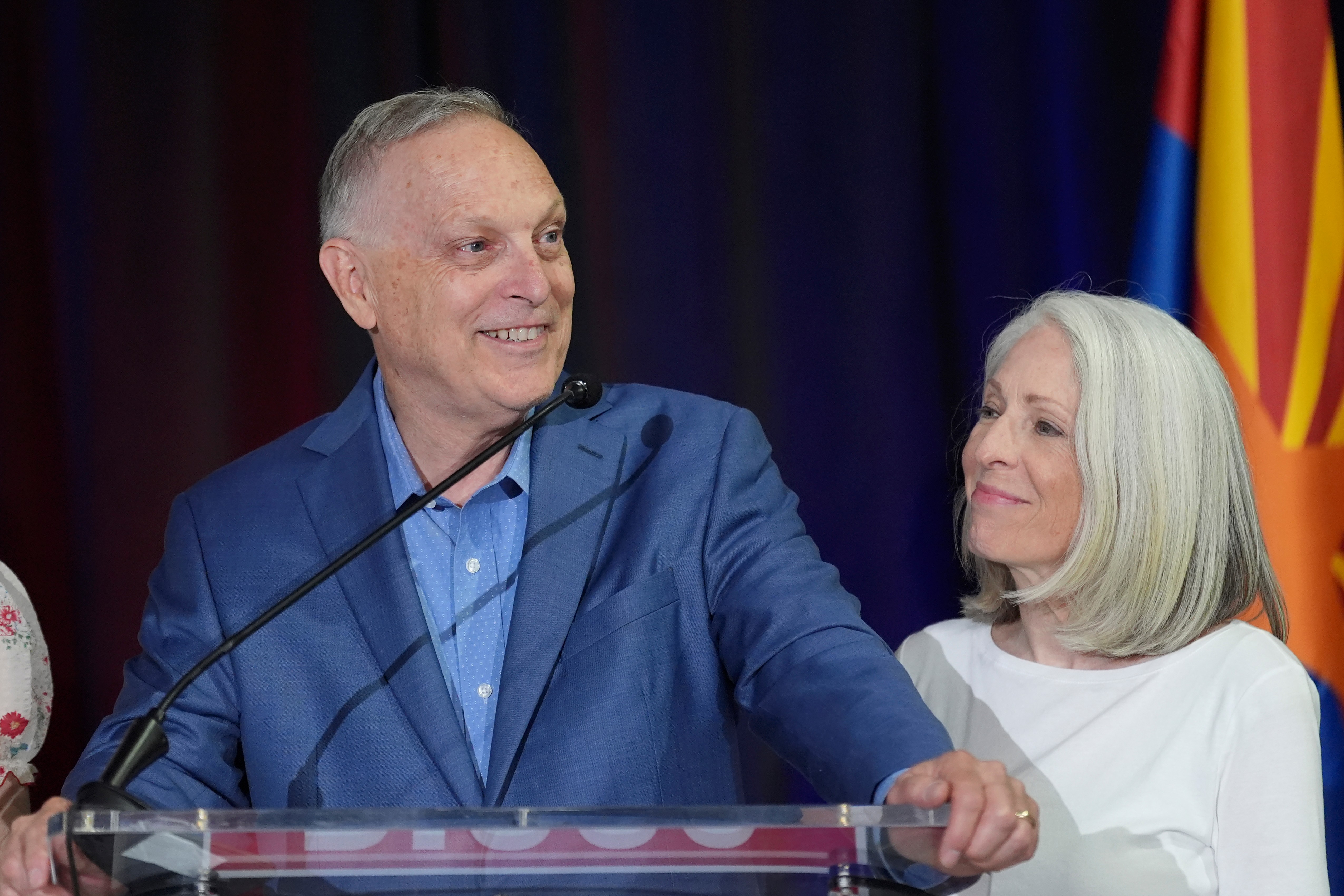 Representante Andy Biggs gana las primarias republicanas para gobernador de Arizona