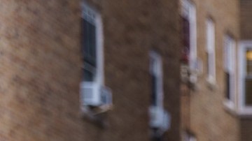 Cada vez más familias dominicanas especialmente de la nueva generación están cruzando el puente hacia el Bronx, impulsadas por un enemigo común: el costo de la vivienda.
