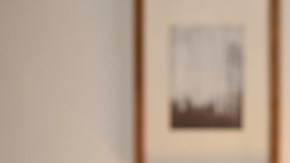Casi la mitad de las personas de entre 18 y 29 años recibió ayuda económica de personas fuera de su hogar durante el último año y 49% aún vive con sus padres.