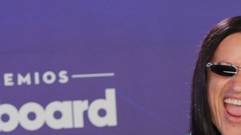 El merenguero aseguró que el tema todavía le permite vivir con tranquilidad y recordó los errores que cometió al administrar su fortuna