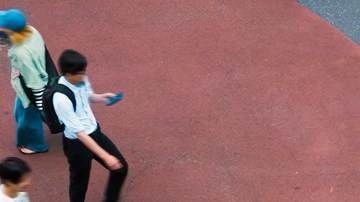 En un país con un costo de vida alto, permanecer demasiado tiempo fuera de la fuerza laboral sin plan ni preparación puede cerrar puertas.