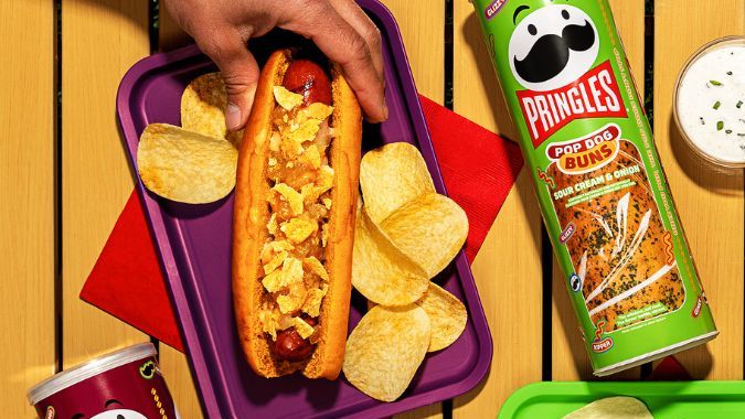 Tres hot dog y papas pringles