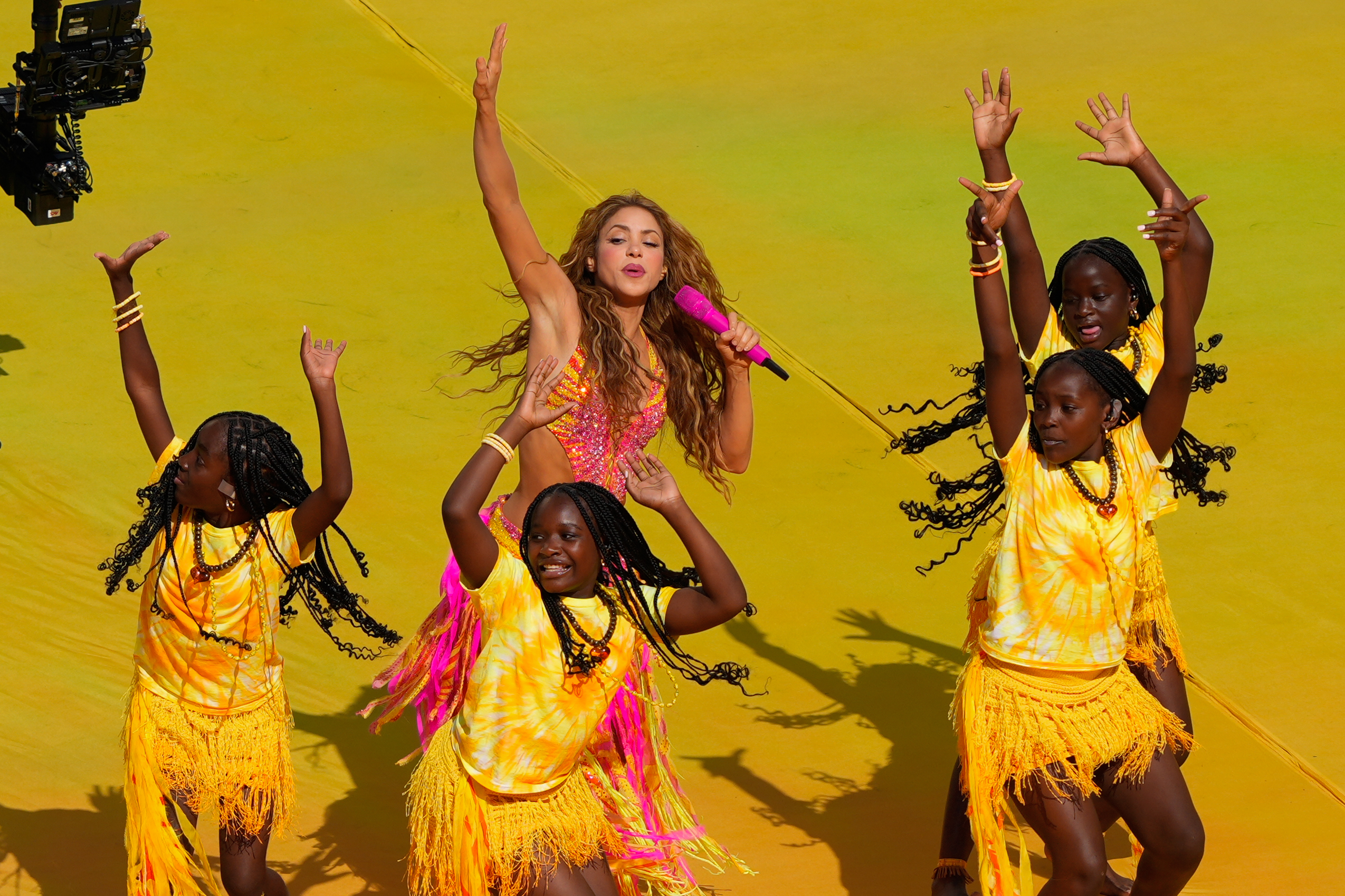 Shakira inmortaliza su reencuentro con Beyoncé en la final del Mundial ...