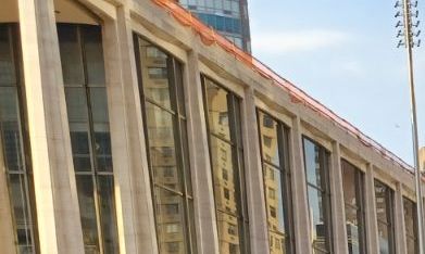 La investigación municipal apunta a que los neoyorquinos están caminando más, usando más bicicletas y el transporte público.