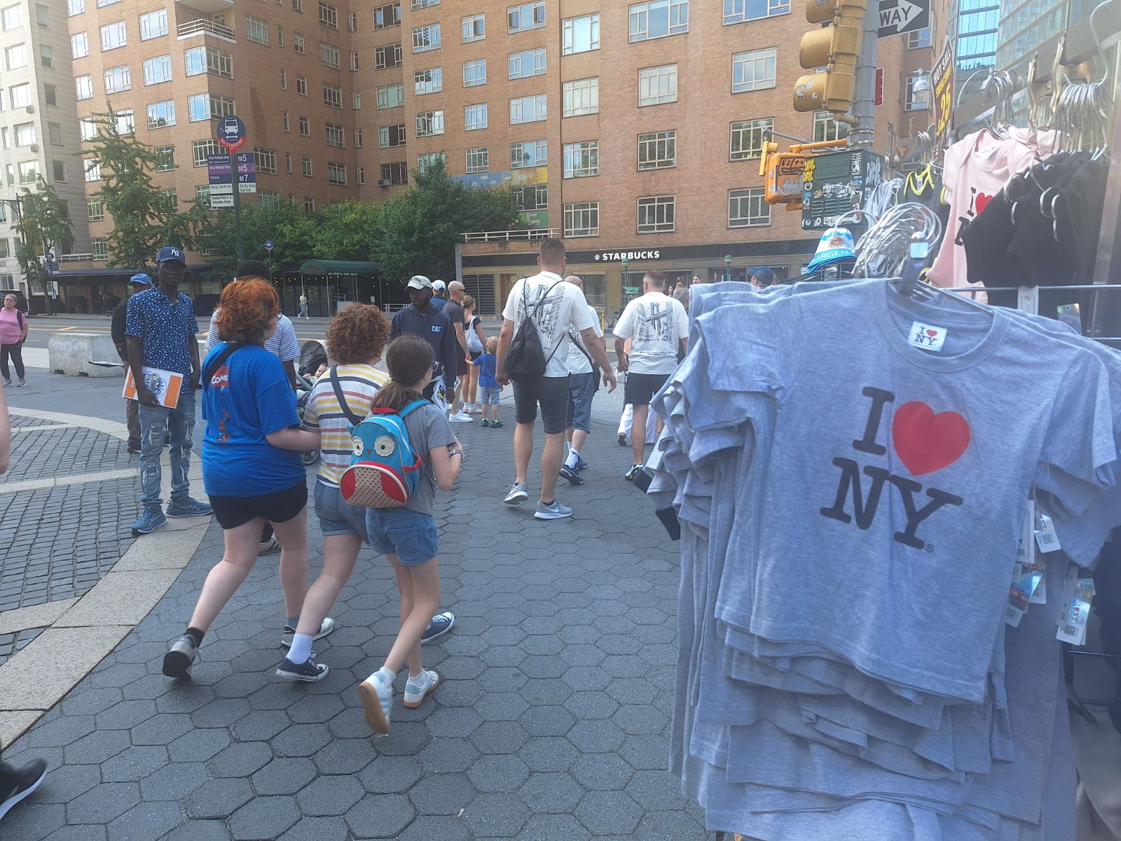 Informe del contralor: el Mundial impulsó el turismo en NY, pero el esperado “boom” llegó tarde y duró poco