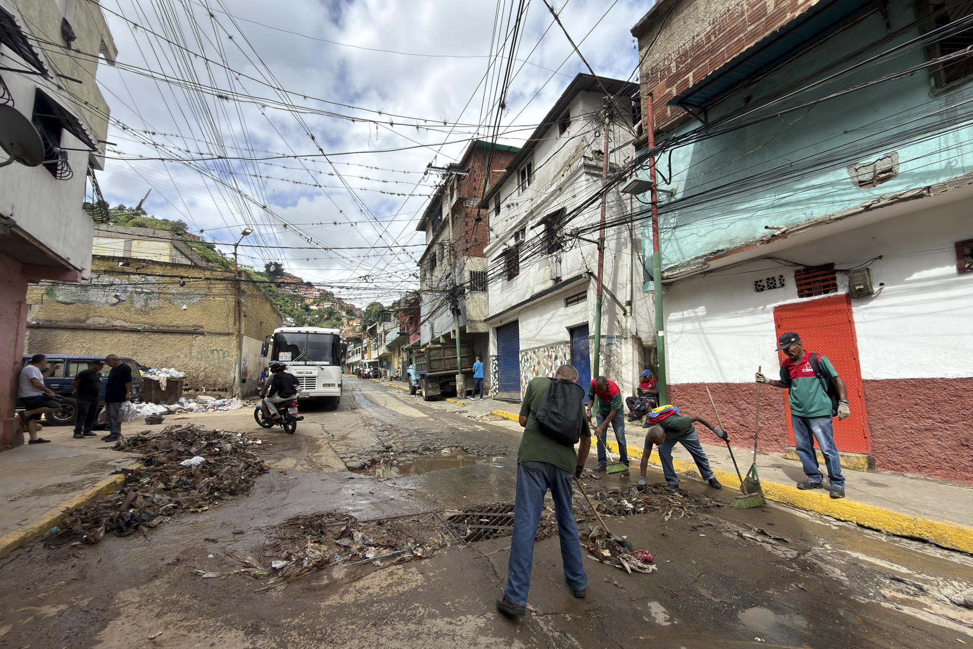 Lluvias en Venezuela dejan al menos seis desaparecidos y más de 150 viviendas afectadas