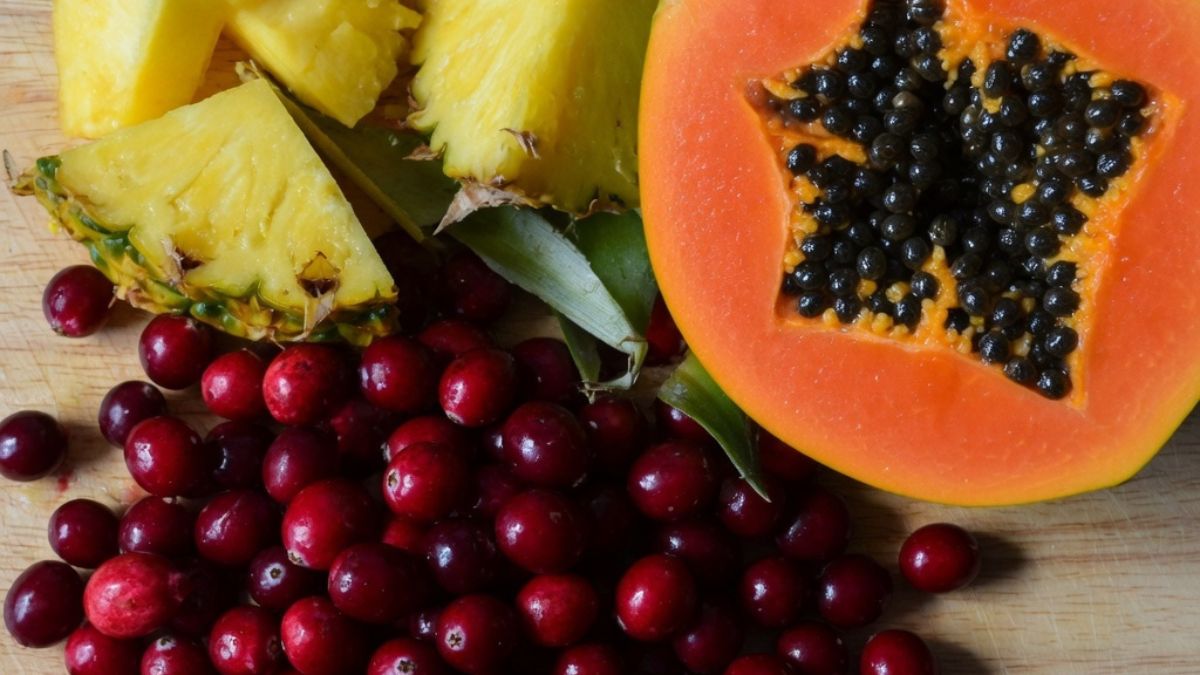 3 frutas llenas de vitamina C y antioxidantes para cuidar tus articulaciones y músculos