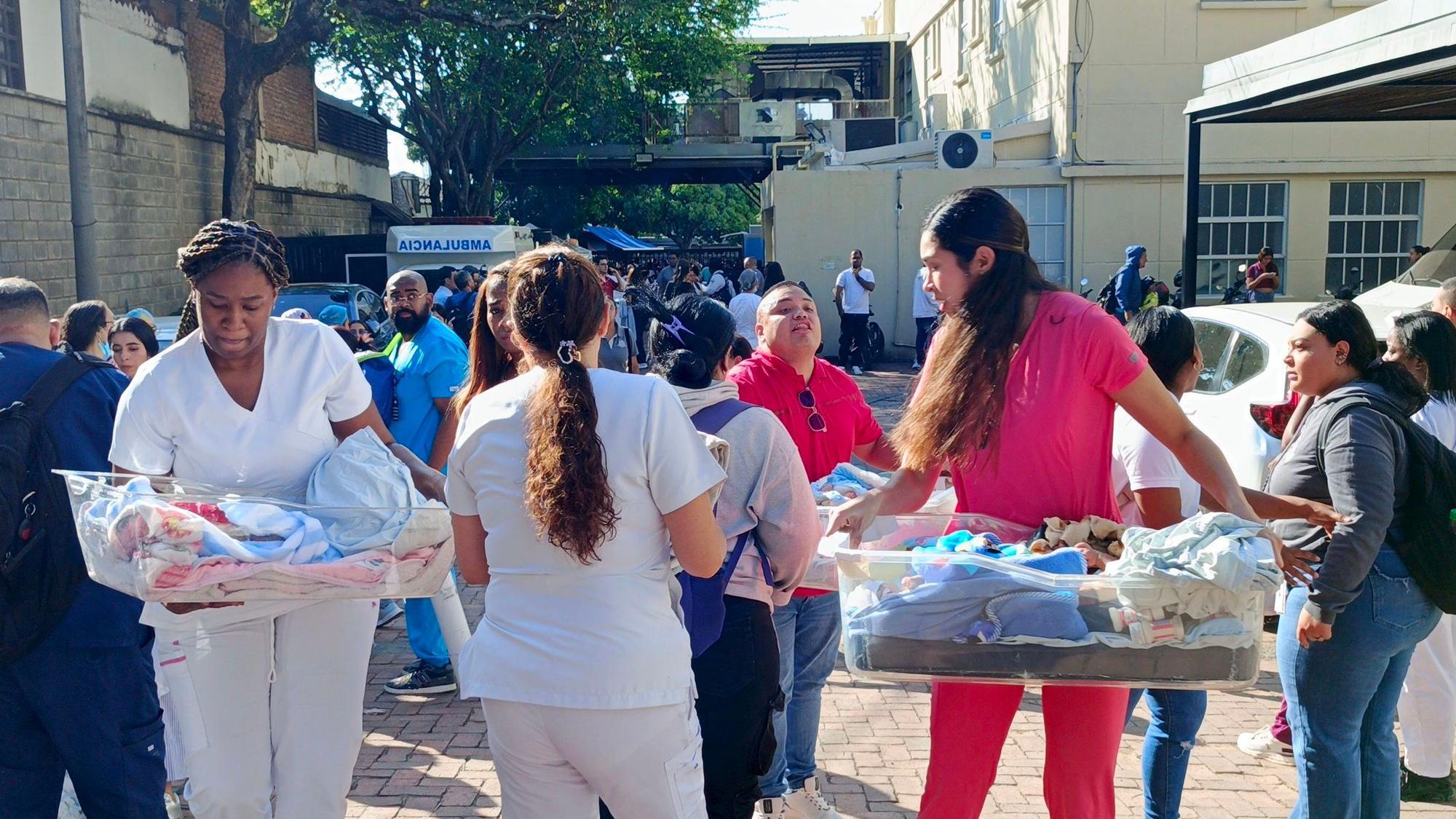 Relato de heroísmo: cómo un equipo salvó a 105 pacientes tras el terremoto en Colombia