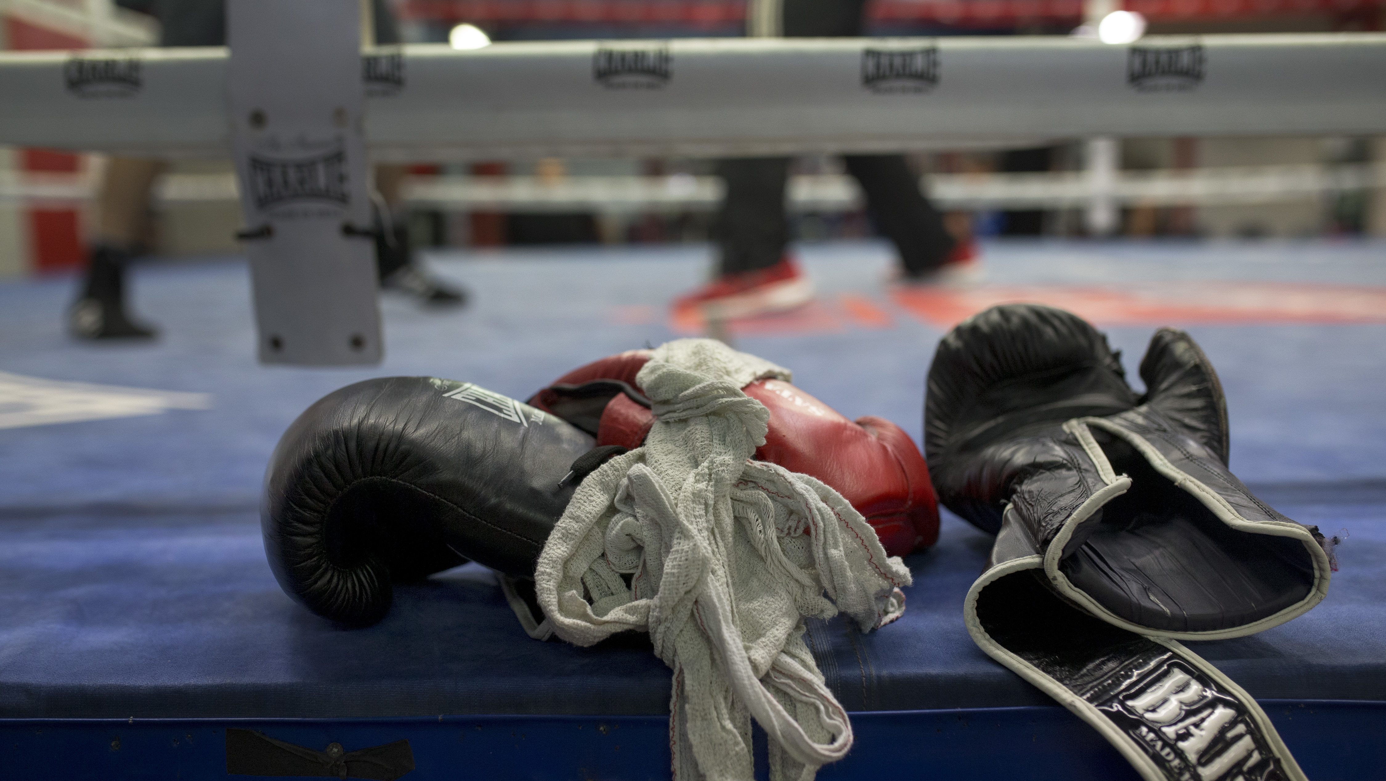Descalifican a boxeador de Nicaragua por morder a su rival en los Centroamericanos y del Caribe