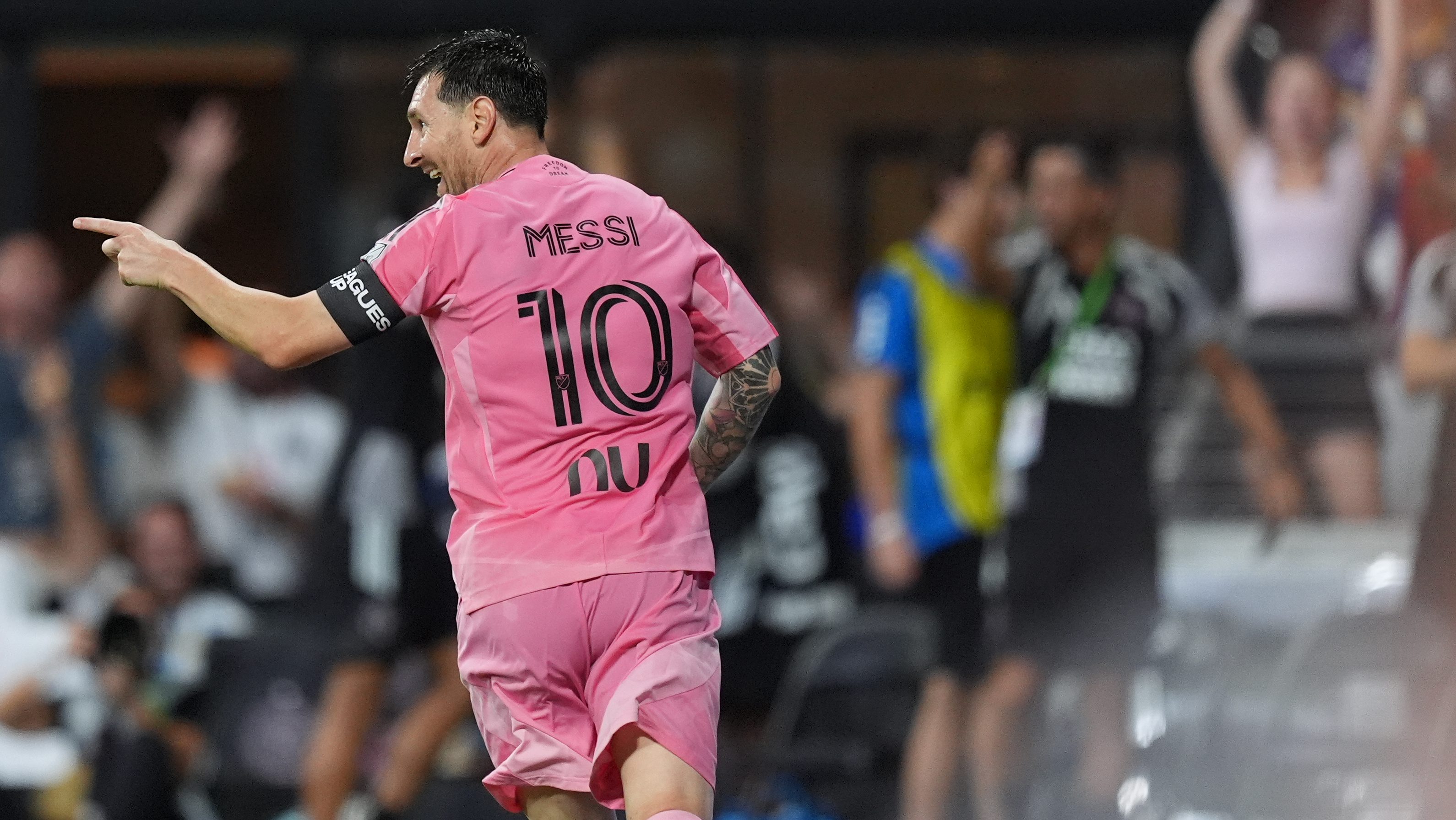Messi brilla con dos goles y una asistencia en su primer partido tras el Mundial 2026