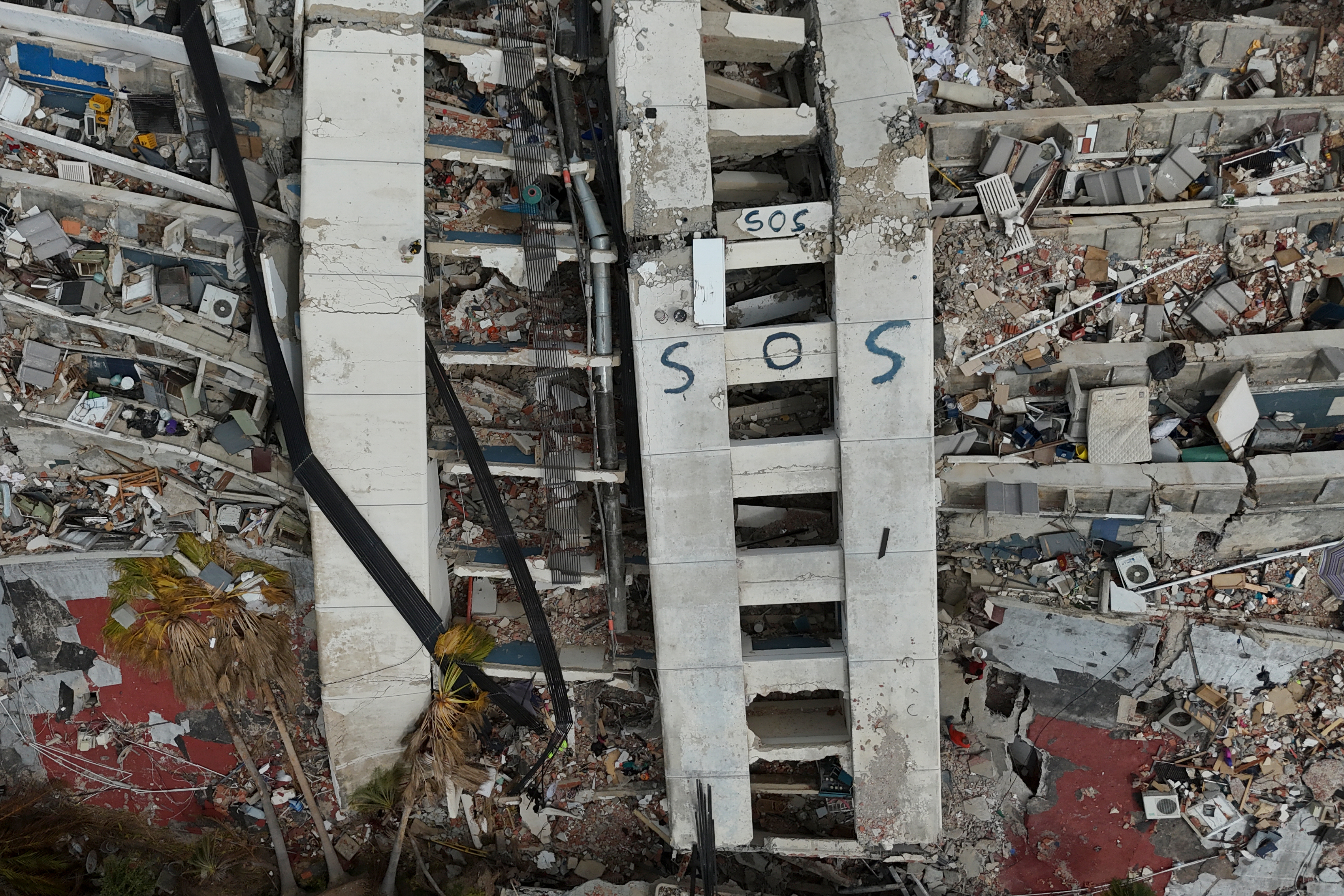 Se cumplen dos meses de los devastadores terremotos en Venezuela que dejaron más de 6,000 muertos