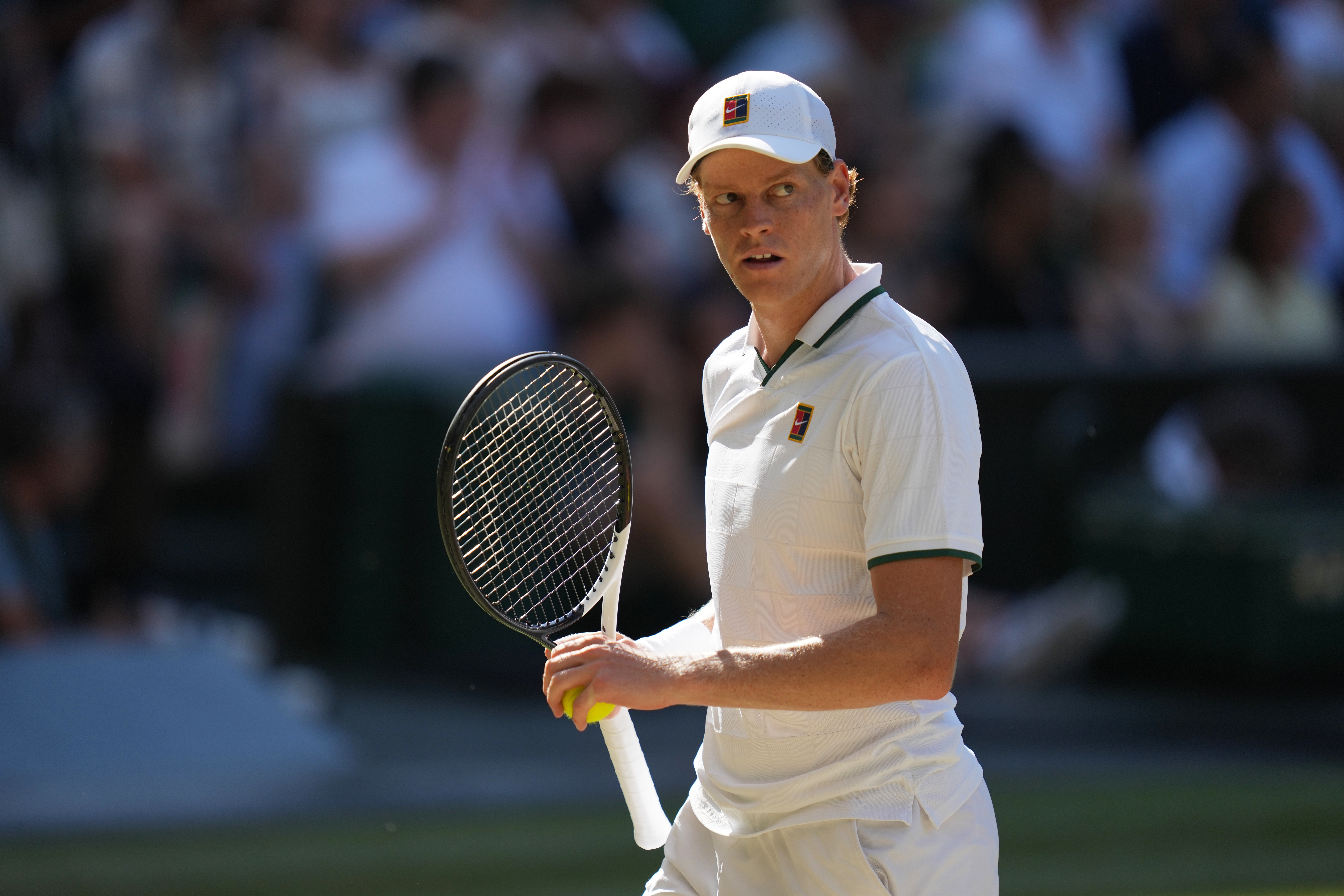 Jannik Sinner se baja del US Open 2026 por problemas físicos