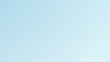 El gimbal es un dispositivo motorizado que mantiene tu teléfono nivelado y sin vibraciones, lo que permite crear videos fluidos y de calidad, incluso en movimiento.
