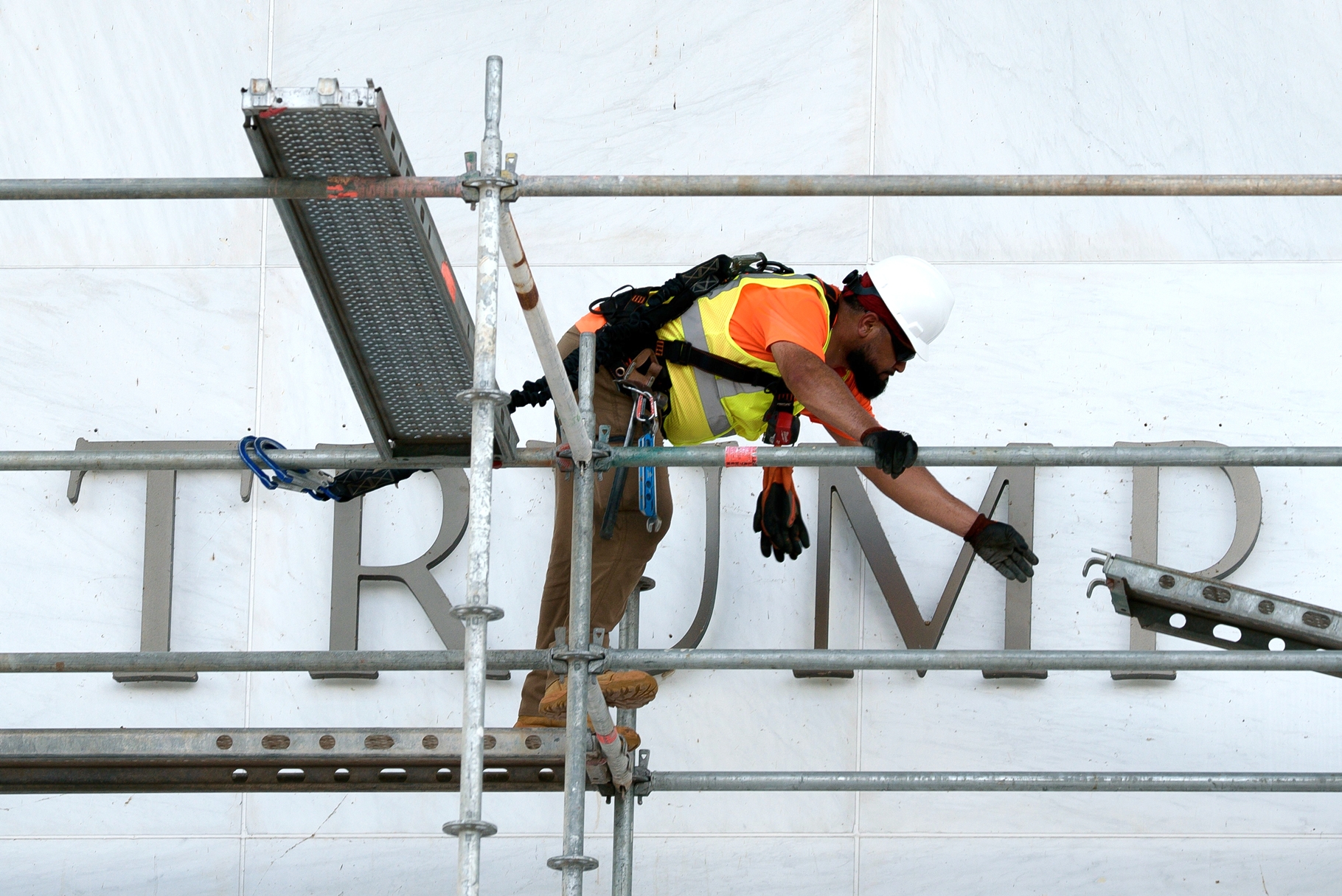 Administración Trump amenaza con demoler el Kennedy Center si no avanzan sus planes de renovación