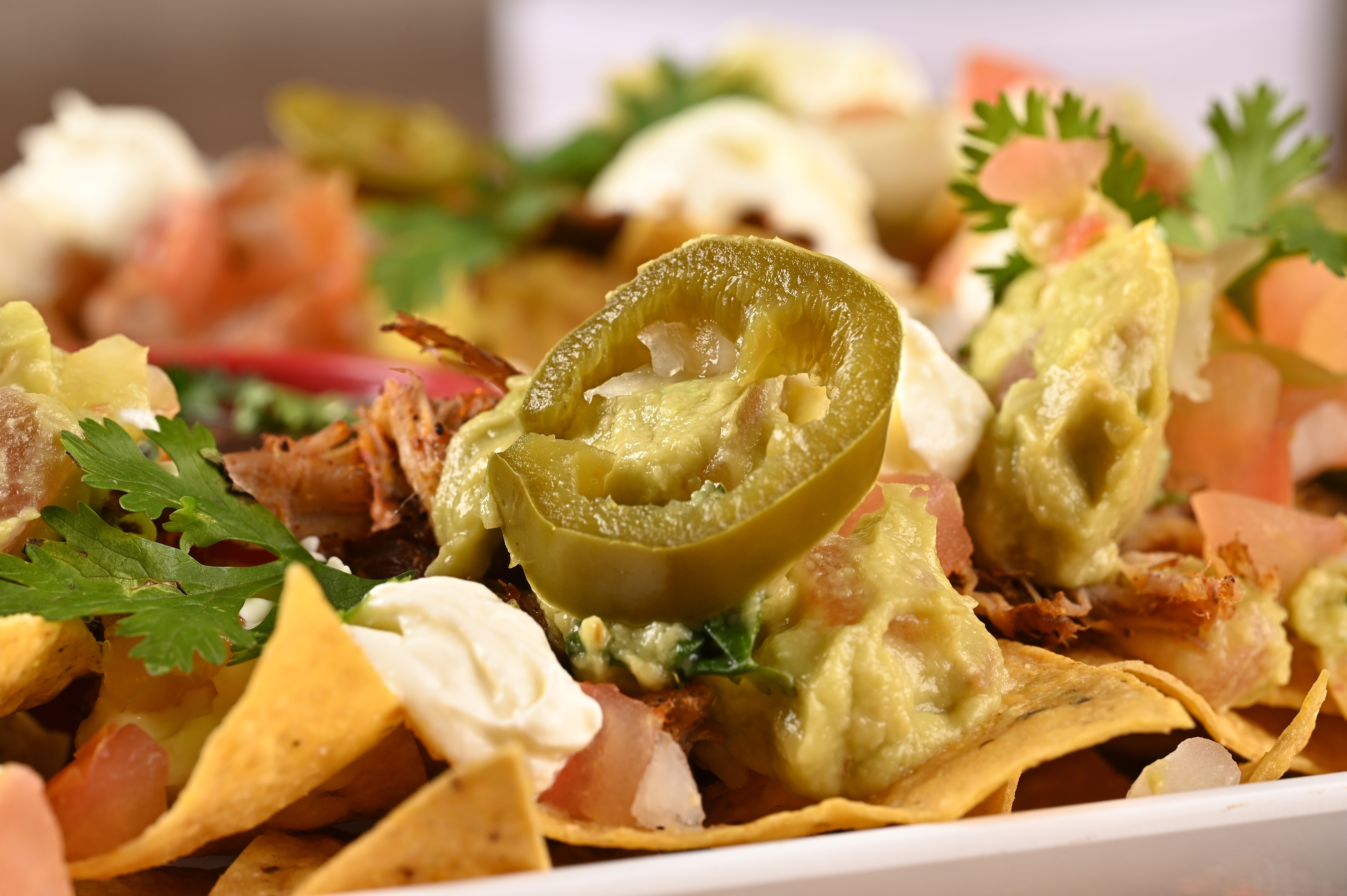 Brote de salmonella: lo que debes saber sobre el retiro de jalapeños de Chipotle