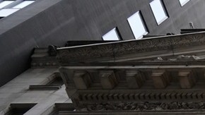 Cruzar la barrera de los $40 billones de deuda nacional implica hipotecas y tarjetas más caras, y un gobierno que paga más de $1.4 billones al año en intereses.