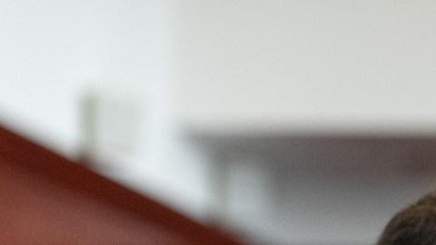 Juez ordena mantener en secreto la identidad de los jurados del juicio contra Luigi Mangione