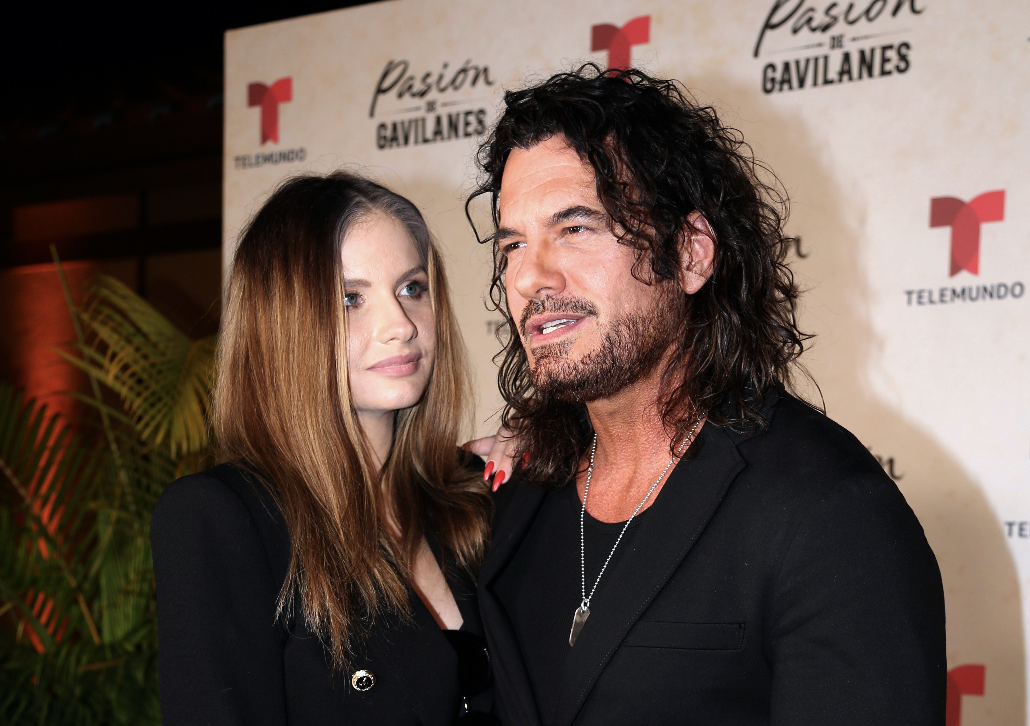 Mario Cimarro se está divorciando y enfrenta denuncia por violencia doméstica