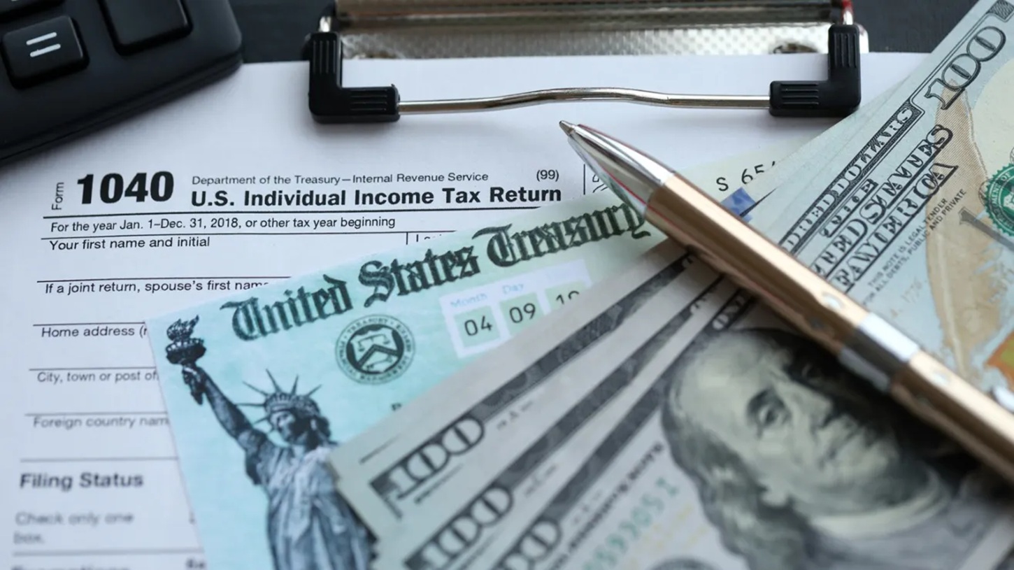 IRS: 103,730 declaraciones superan $1 millón en NY y NJ; ¿qué pasa con los servicios públicos si se van los contribuyentes de altos ingresos?