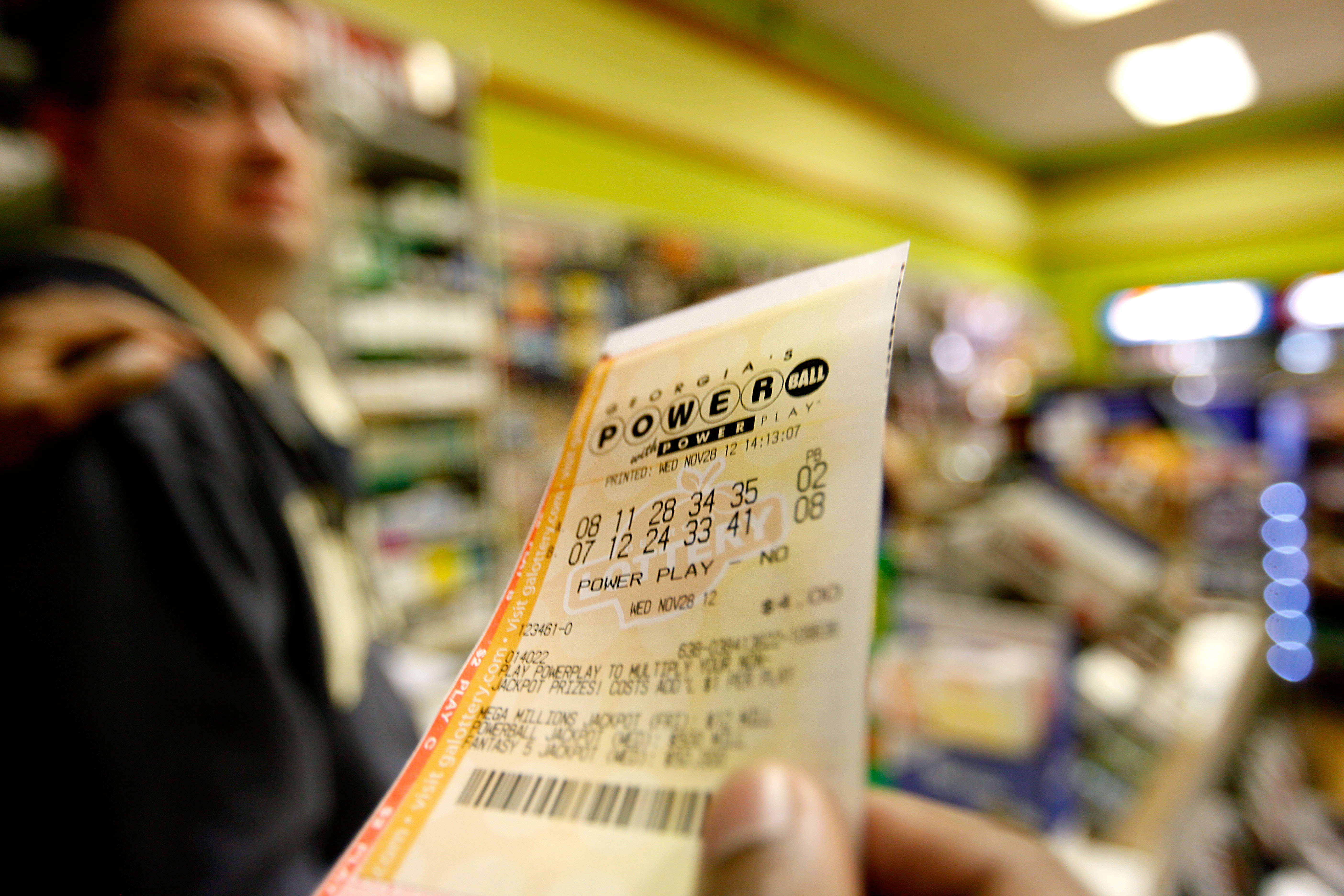 Powerball alcanza $856 millones: este es el premio mayor más grande de 2026 y cuánto recibiría el ganador