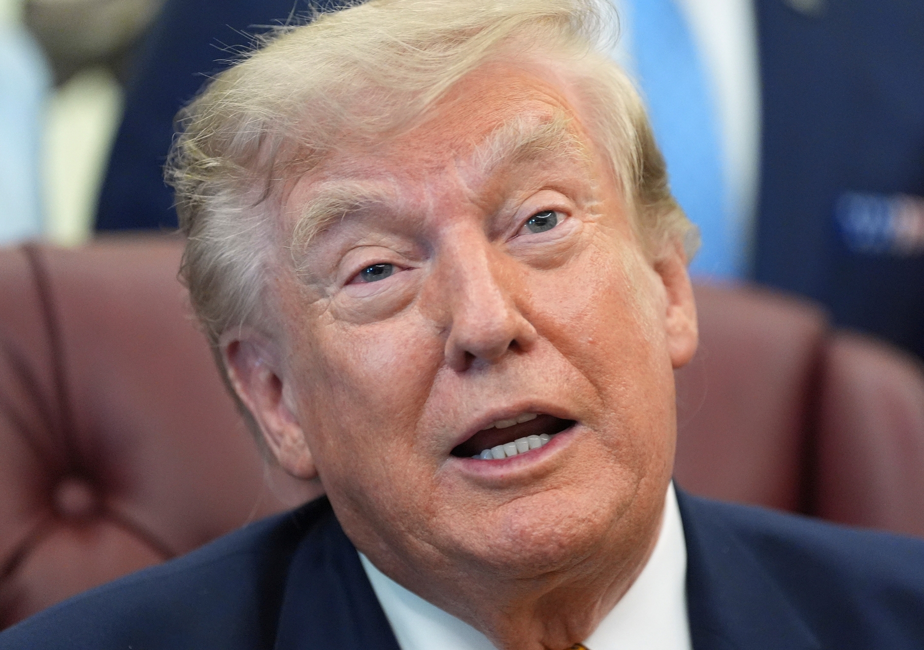 Trump califica las negociaciones con Irán como la “última oportunidad” para evitar una escalada militar