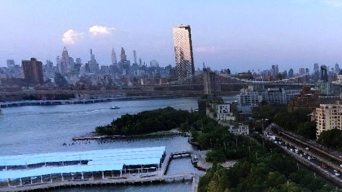 "BQE Central", tramo de autopista propiedad de la alcaldía de NYC en Brooklyn Heights Promenade.