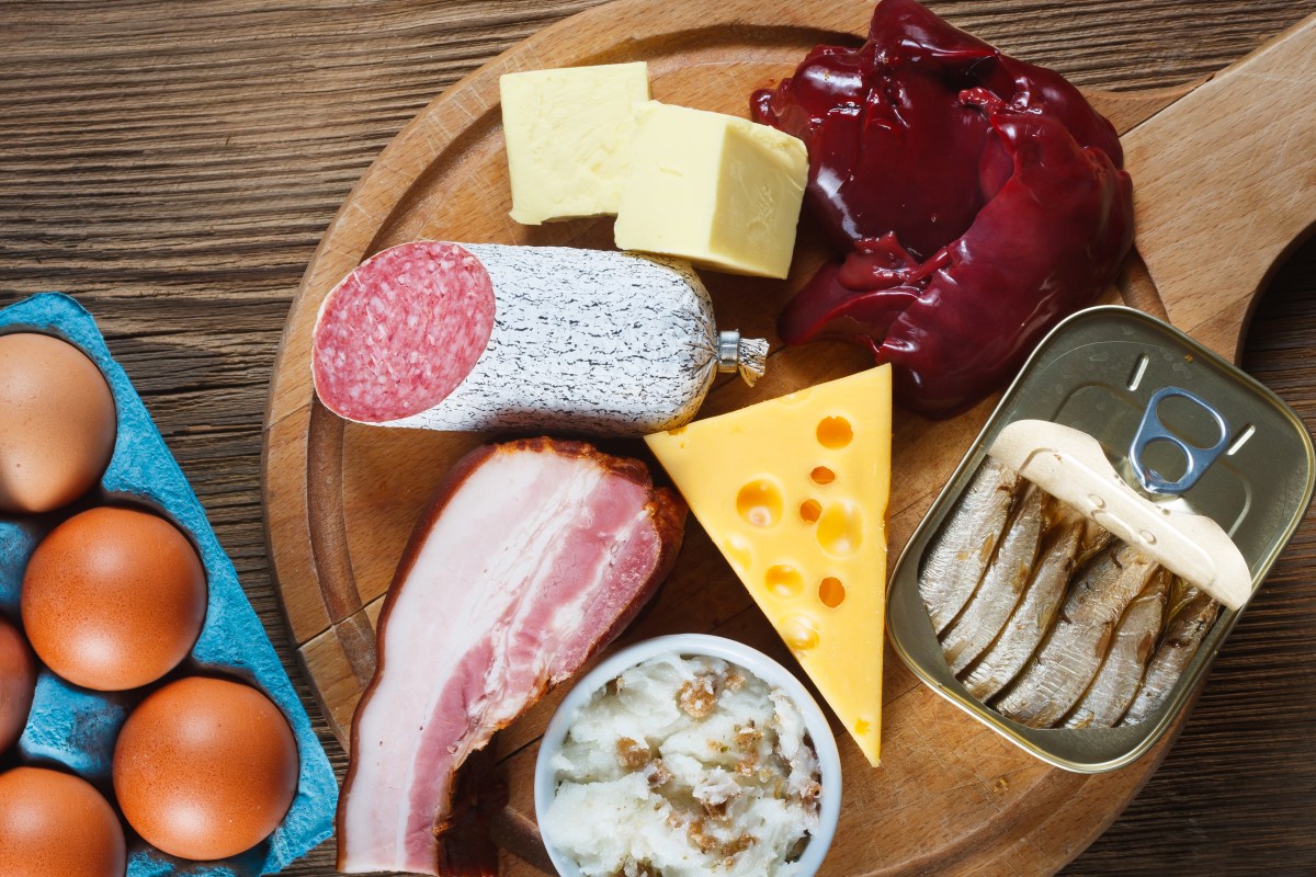 7 alimentos a evitar para bajar el colesterol, según un cardiólogo
