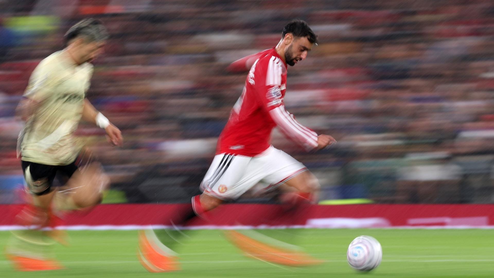 Bruno Fernandes activó el “ultra instinto” en 5-2 del Manchester United al Ipswich por Premier League