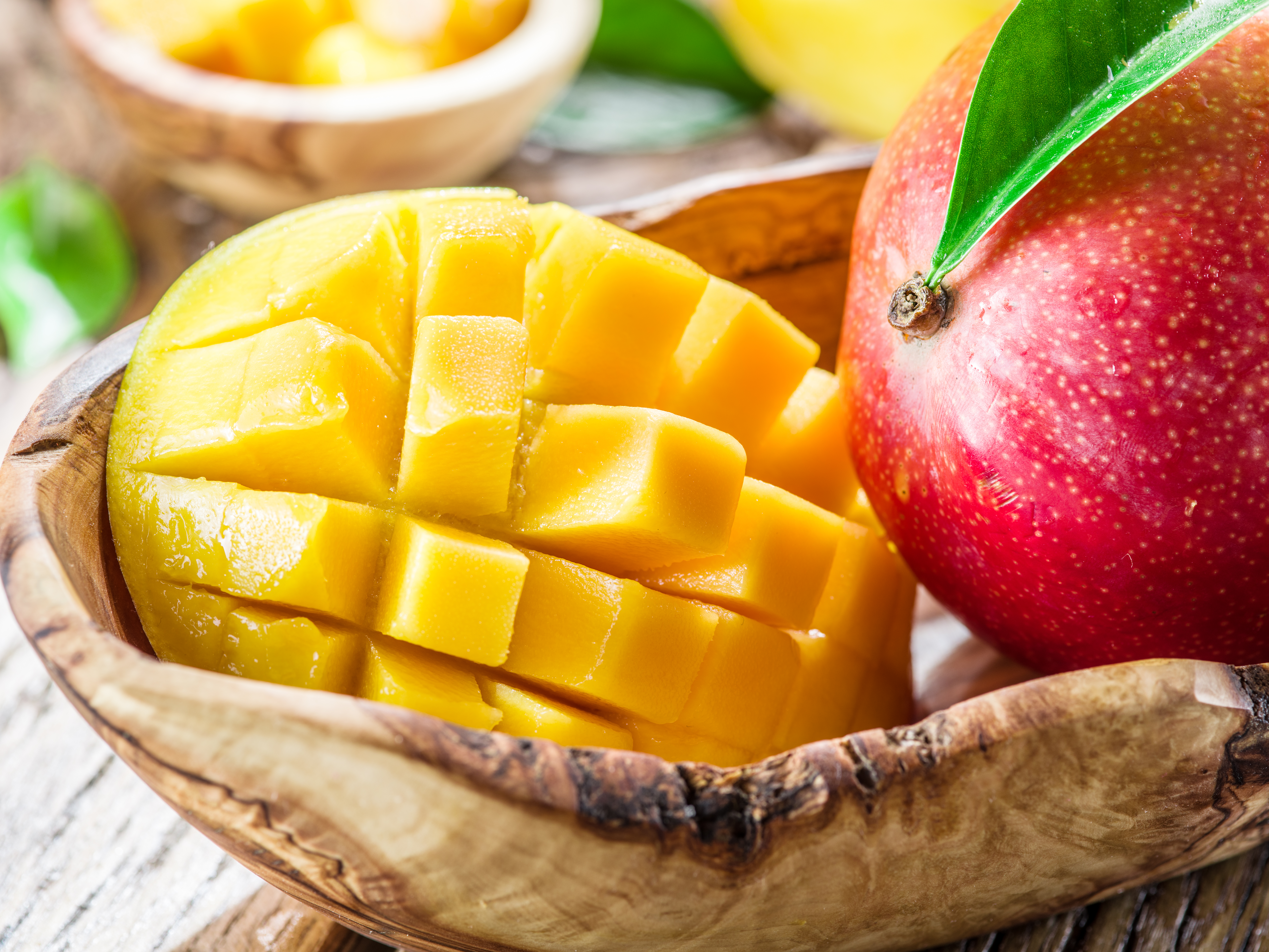 FDA alerta sobre riesgo de salmonella en mangos de Walmart: qué hacer si compraste