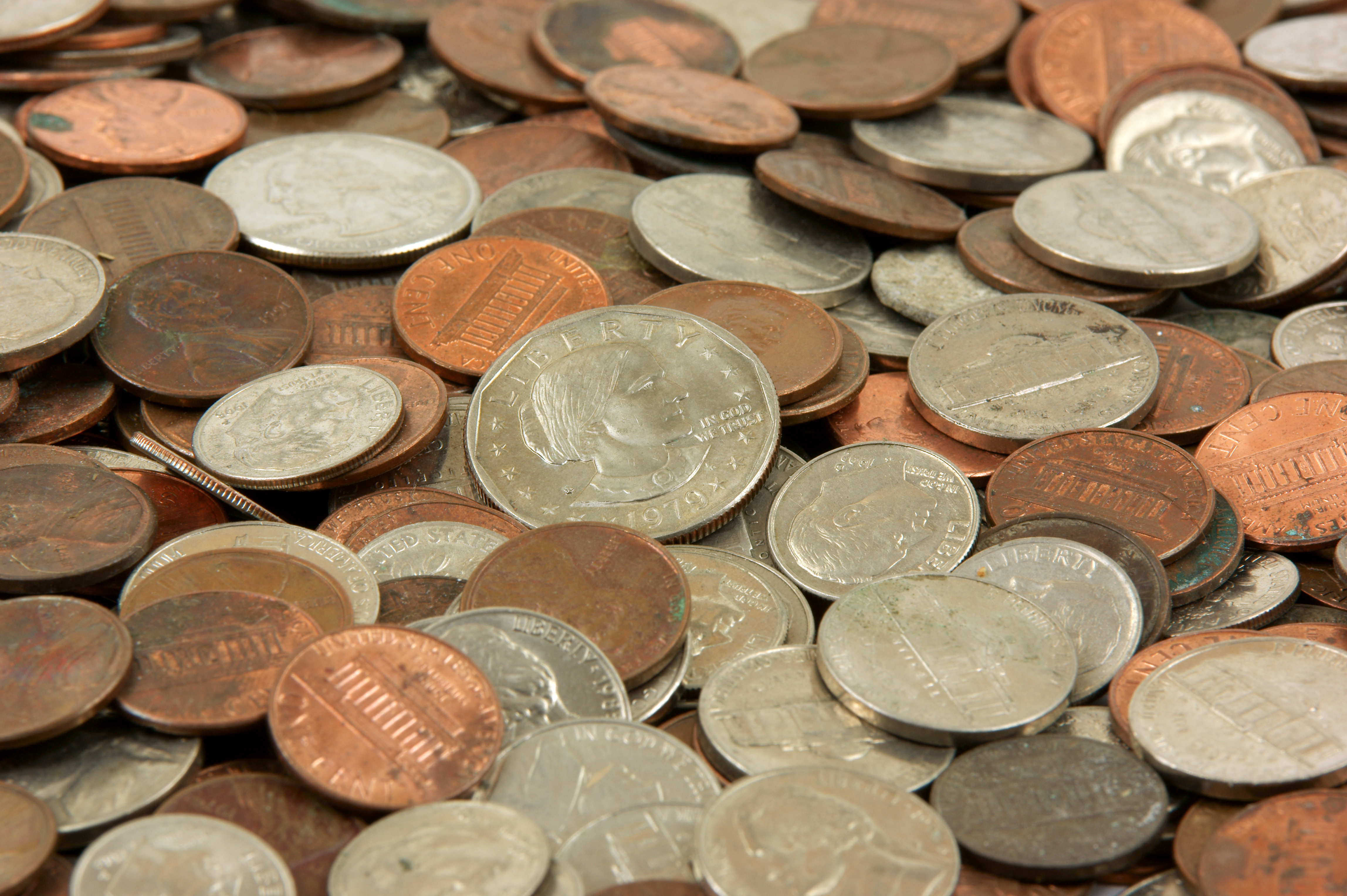 Estas 10 monedas podrían valer hasta $143,750 y quizá las tienes en casa
