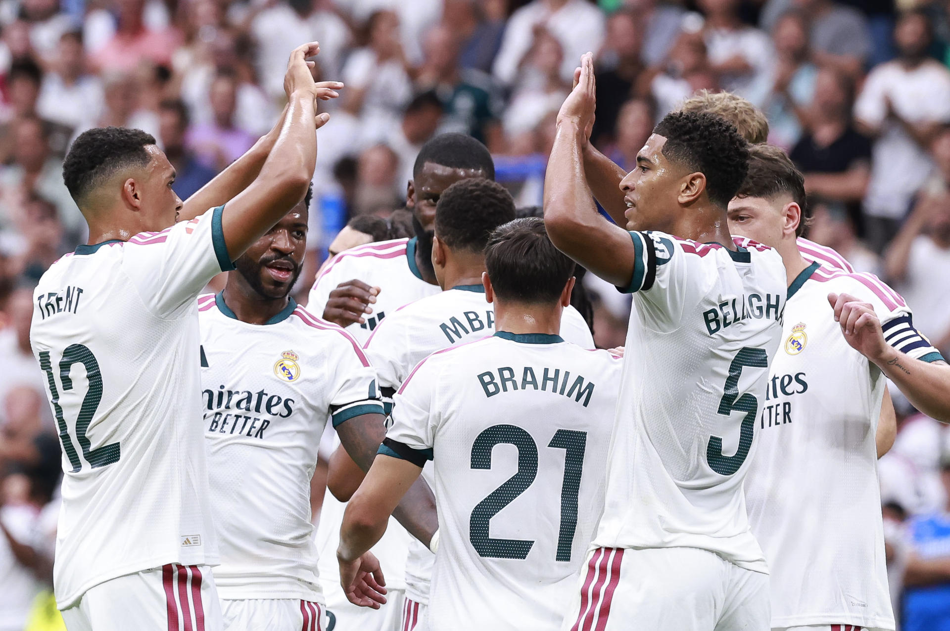 El Real Madrid golea 4-0 al Málaga con brillante actuación de Bellingham y Mbappé