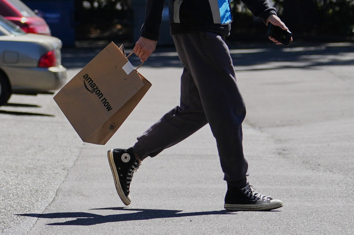 Prisión para repartidor de NJ tras robar cargamentos de Amazon valorados en $75 mil