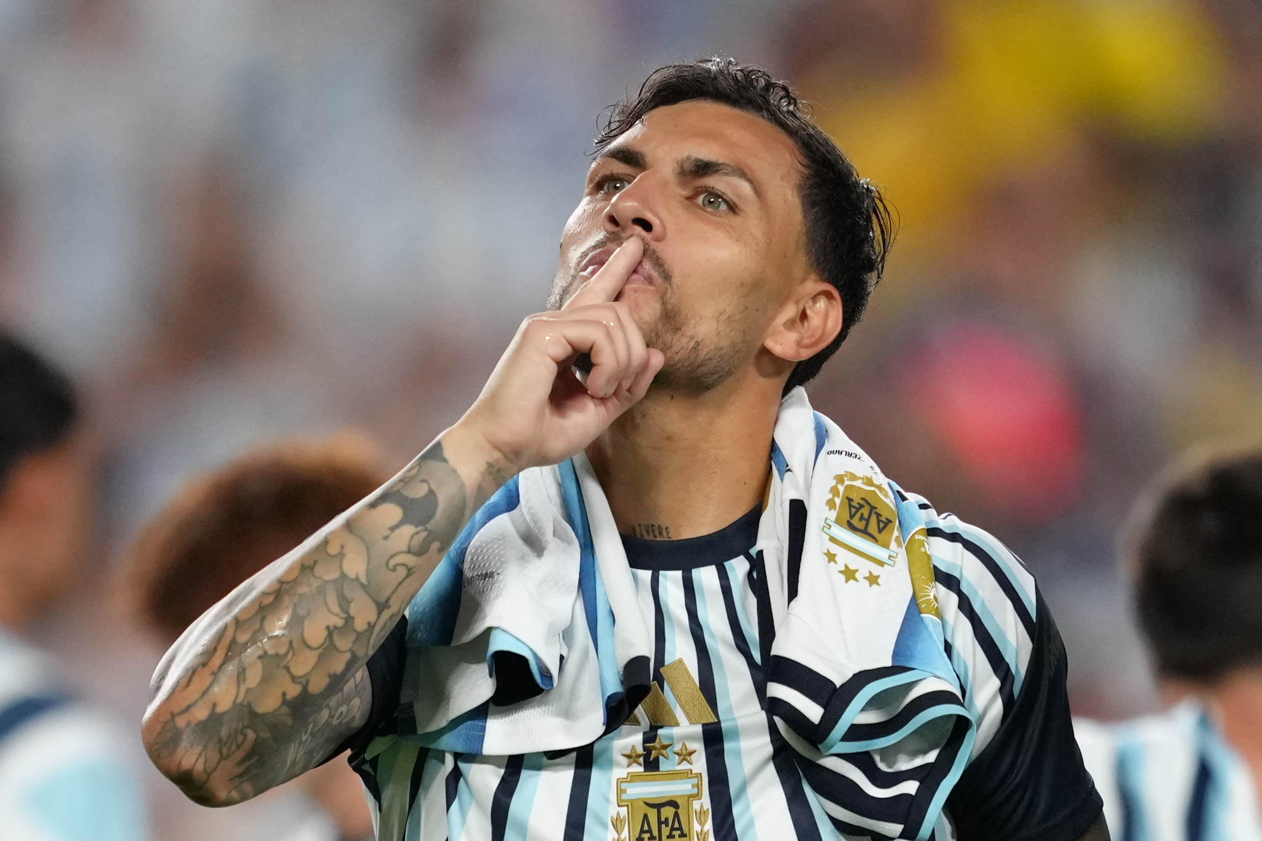 Leandro Paredes abre la puerta del retiro de la selección de Argentina