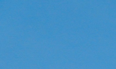 Una persona se refresca en una fuente en el centro de Los Ángeles, el miércoles 26 de agosto de 2026.