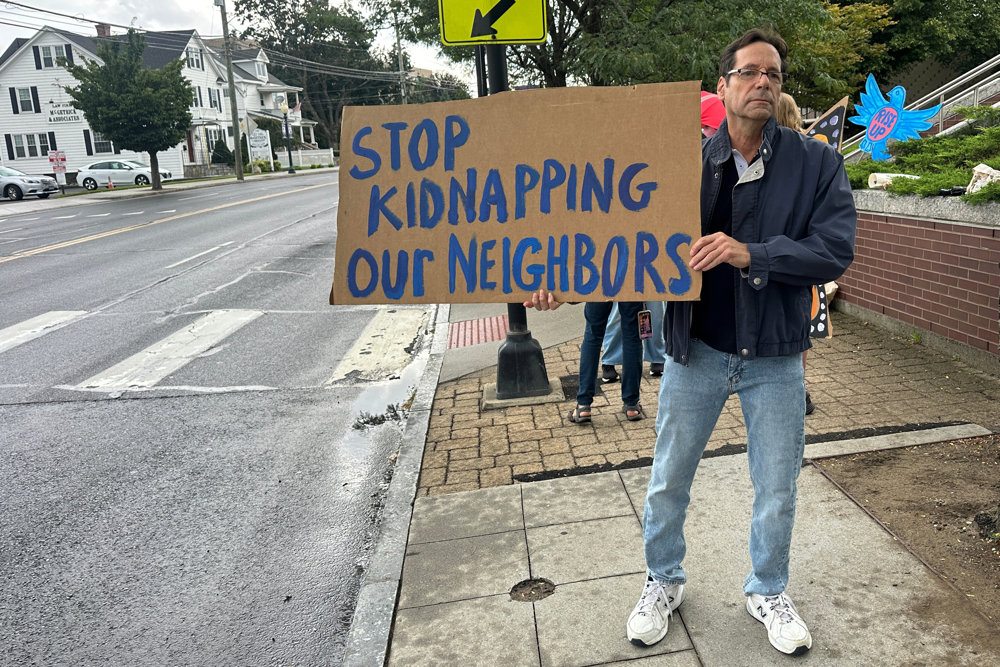 Convocan un “día sin inmigrantes” en Connecticut tras masivas redadas de ICE