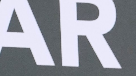 Pamela Anderson en gala de la organización sin fines de lucro amfAR.