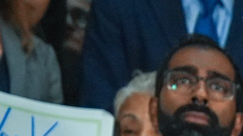 Mamdani y James anunciaron una demanda interpuesta por Nueva York y otros 21 estados para impugnar la nueva norma federal sobre carga pública.