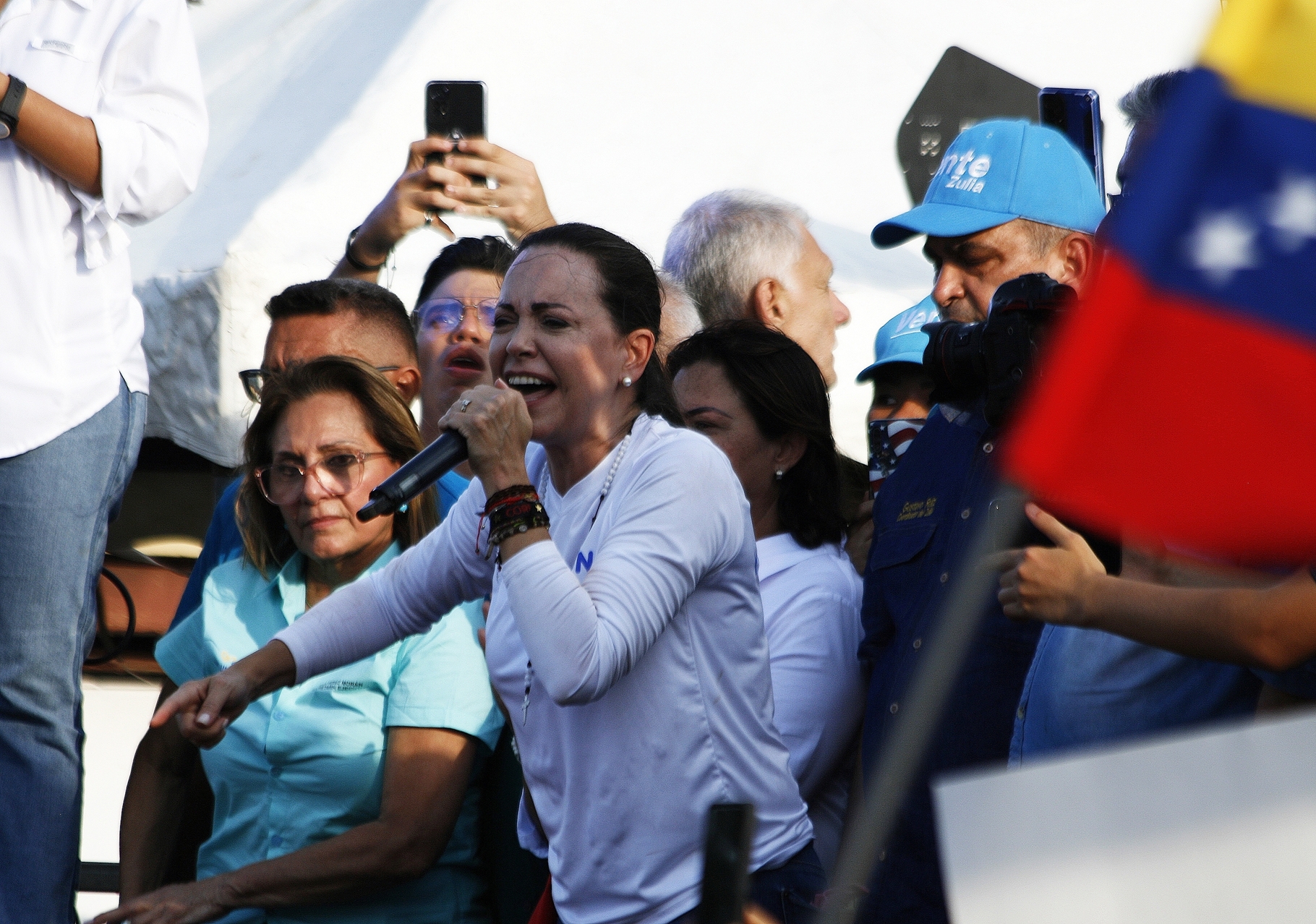 Chavismo niega que se impida a María Corina Machado regresar a Venezuela