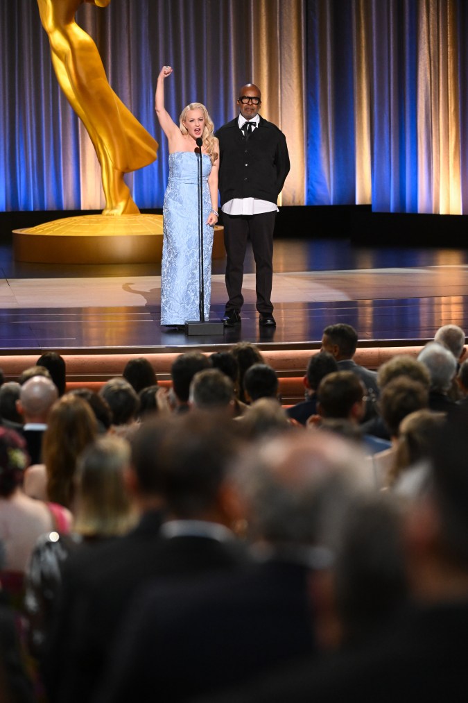 Wendi McLendon-Covey y David Alan anunciaron el premio Rob Reiner.