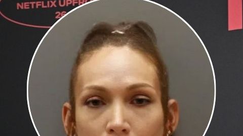 Mujer arrestada parecida a Jennifer Lopez
