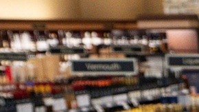 La prohibición de importaciones canadienses es una nueva etapa en la disputa comercial entre los dos países.