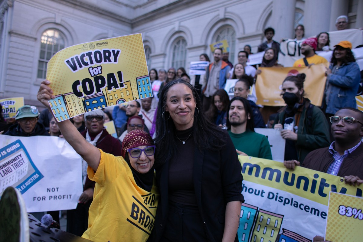 NYC da prioridad a organizaciones para comprar edificios deteriorados y proteger viviendas asequibles