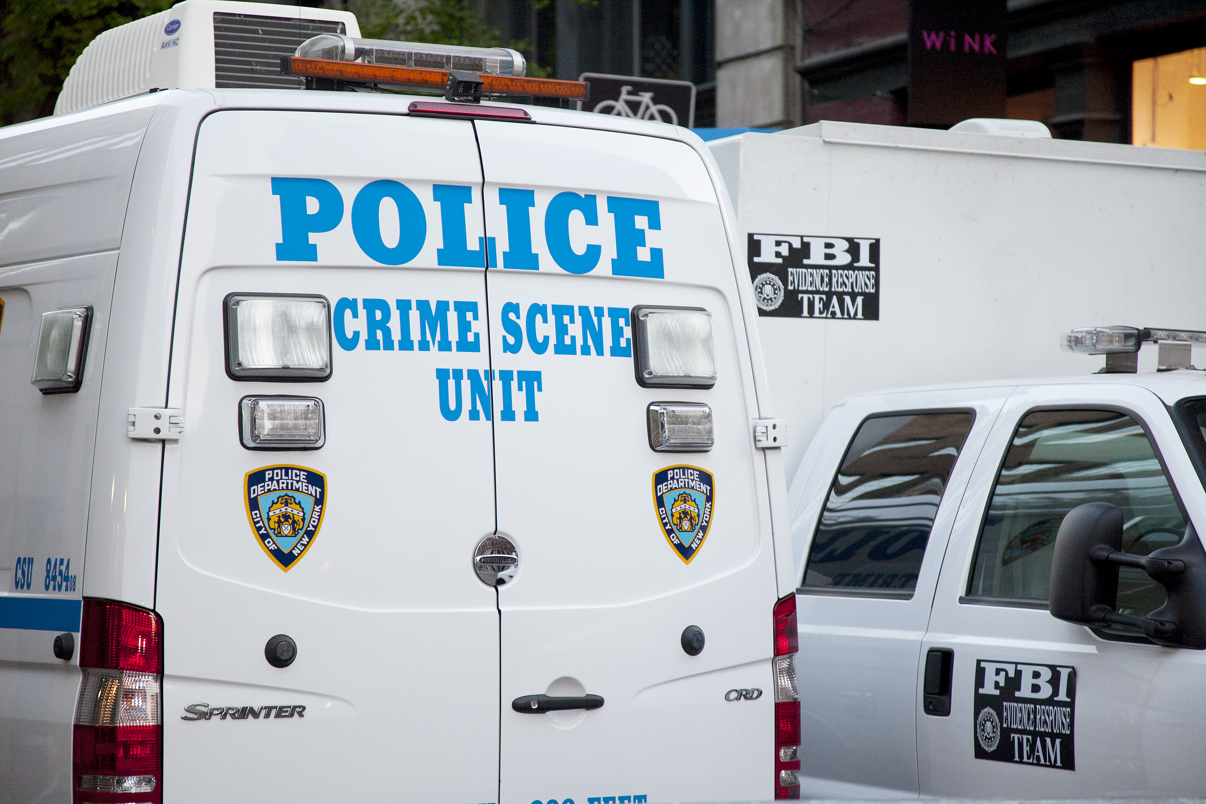 Ataque a tiros por celos deja a una mujer de la tercera edad y a un hombre más joven heridos en El Bronx