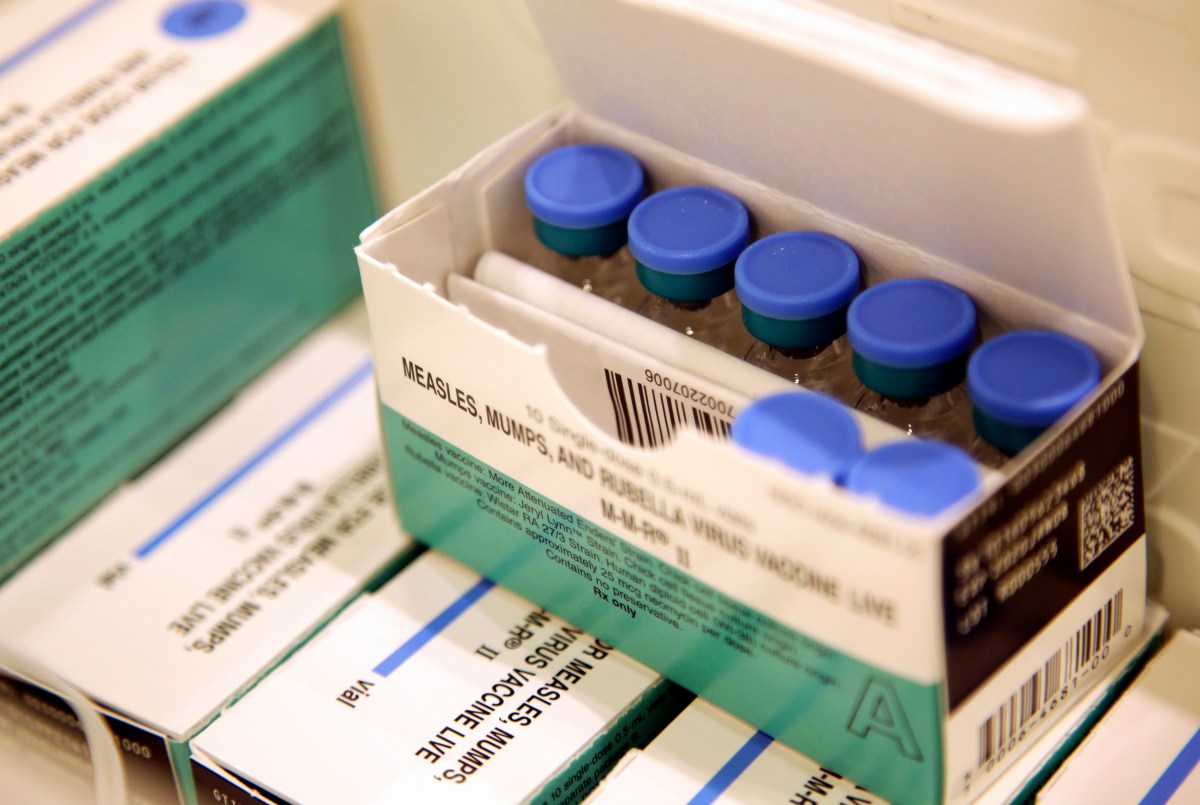 Autoridades sanitarias advierten que brote de sarampión en NY supera el conteo oficial