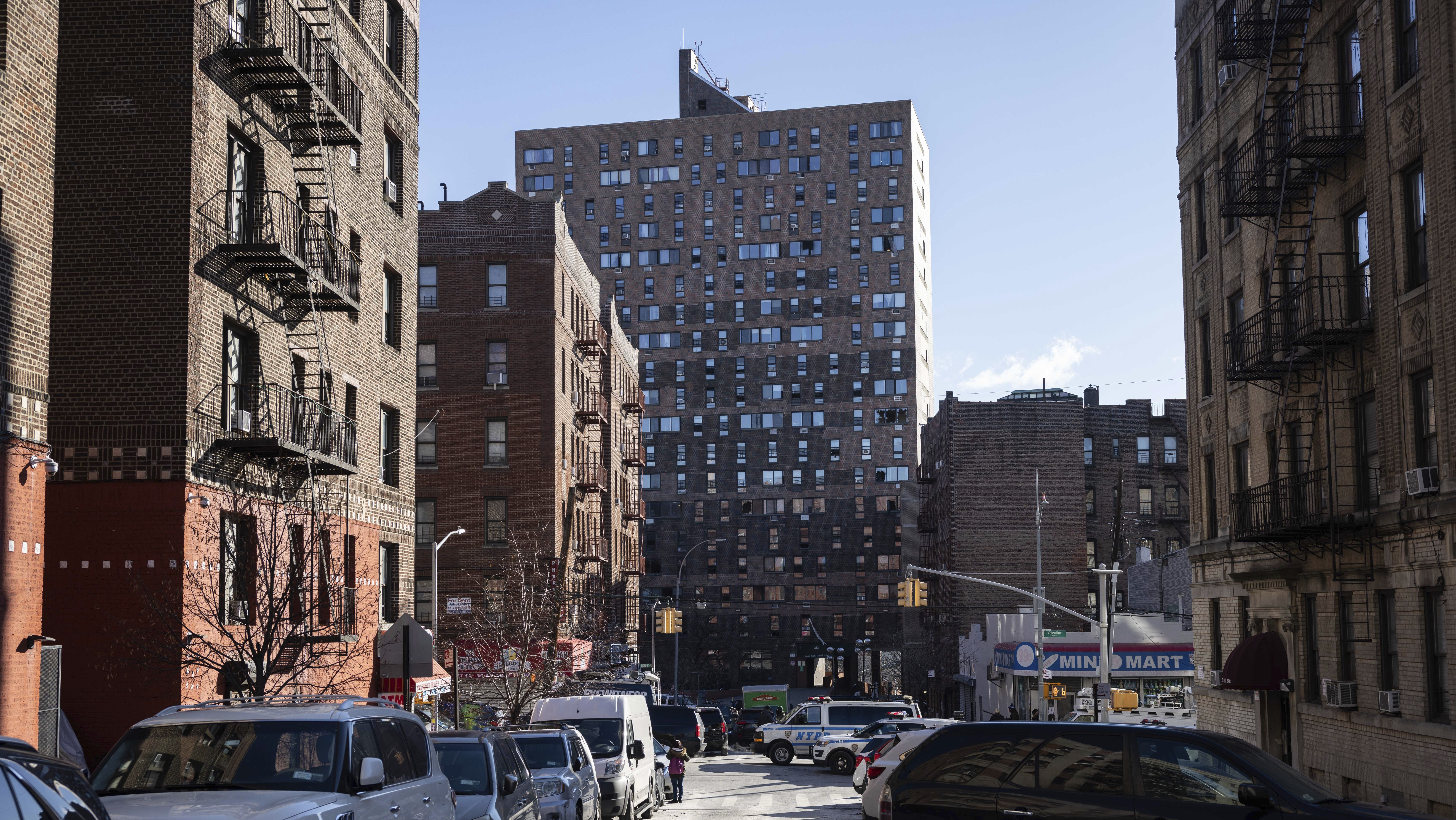 Nueva York intervendrá con ayudas locales tras el recorte de subsidios de vivienda de Trump