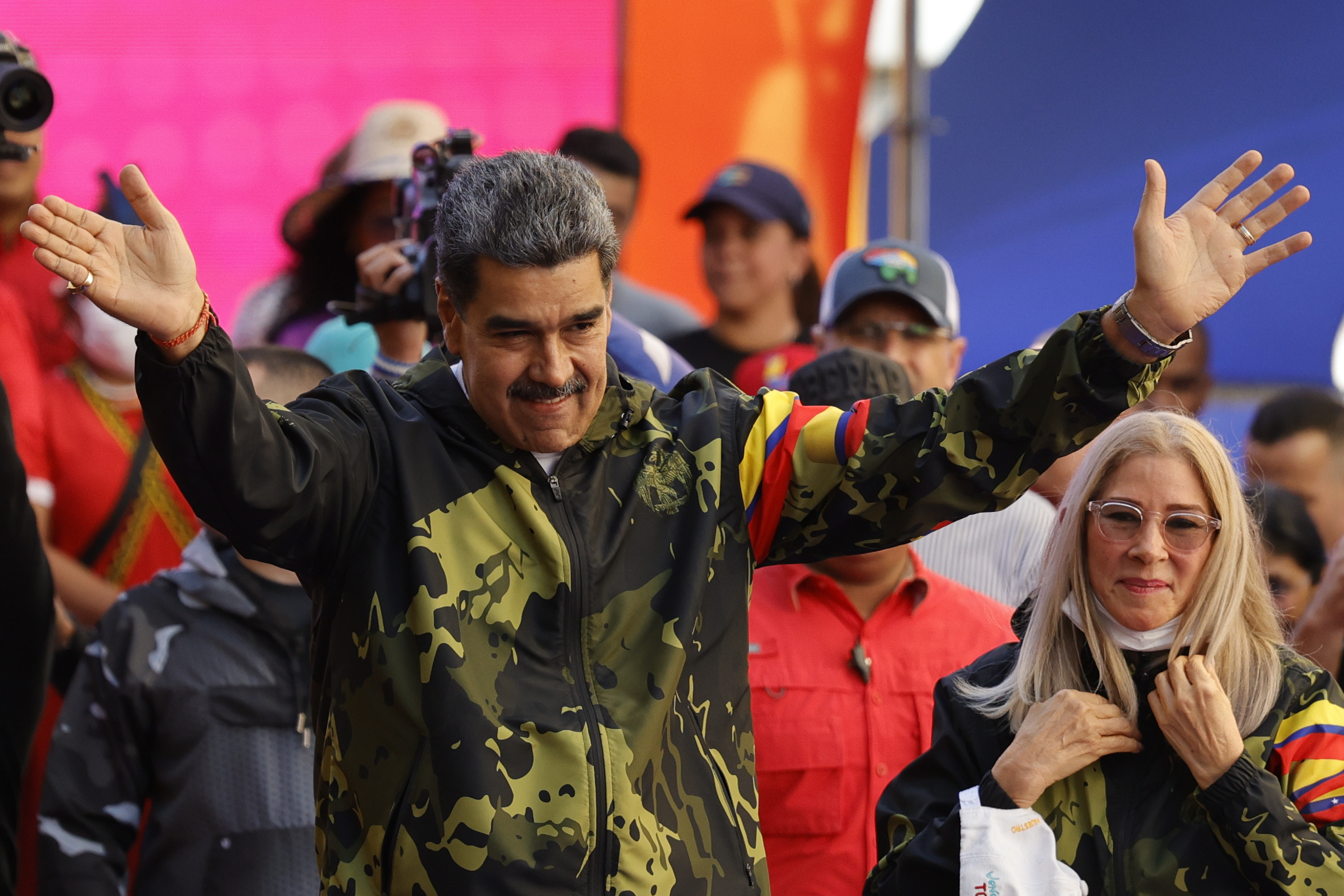 Maduro y su esposa se enfrentarán a nuevos cargos por presuntas torturas a estadounidenses, según CNN