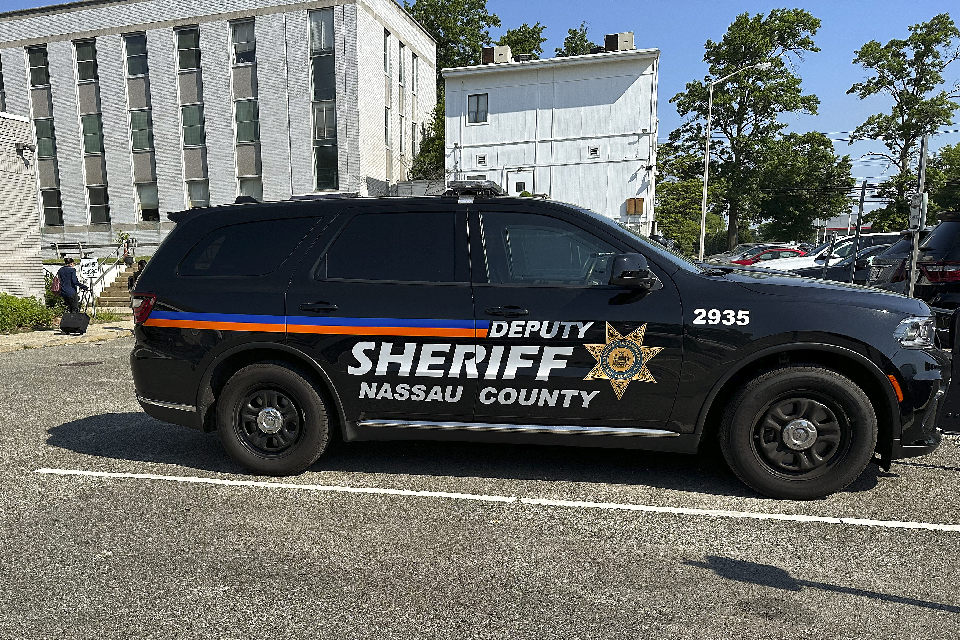 Joven encuentra restos humanos en Long Island que podrían dar respuestas a familias de desaparecidos