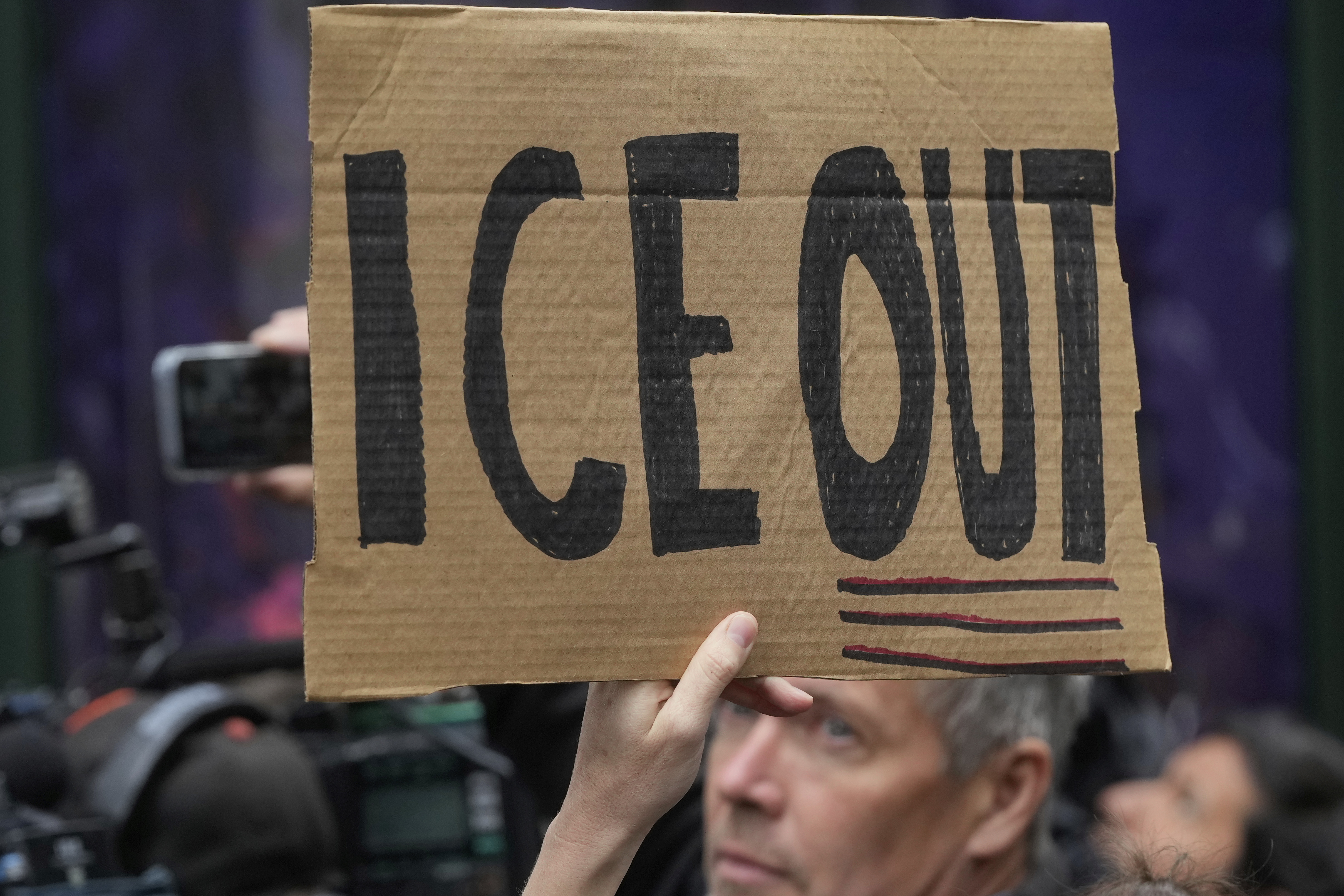 Familiar de migrante arrollado por una camioneta de ICE en Texas exige justicia